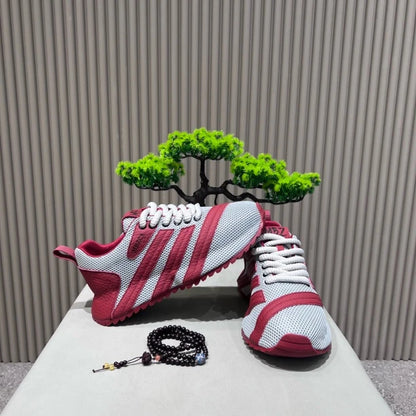 Low-Top Breathable Mesh Chunky Sole Sneakers with Wrapped Outsole