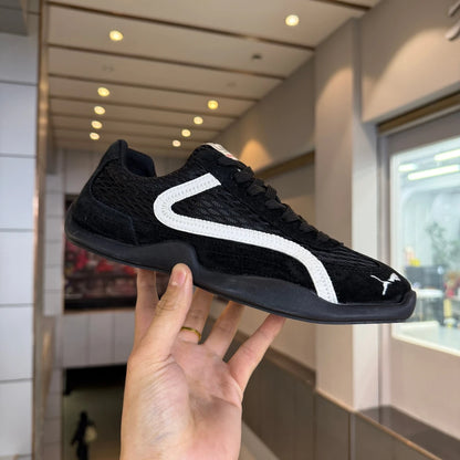 Low-Top Lightweight Breathable Mesh Soft Sole Sneakers
