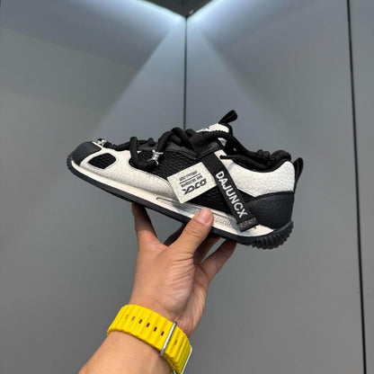 Soft Sole Breathable Mesh Retro Patchwork Casual Sneakers