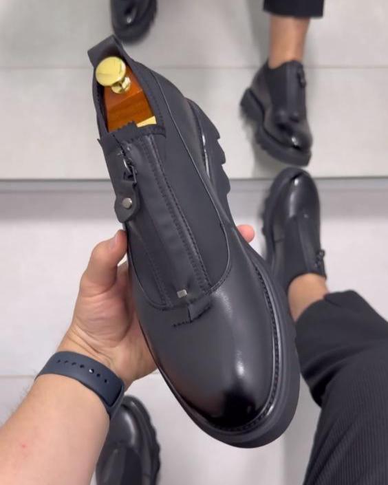 Hidden Zipper Slip-On Boots