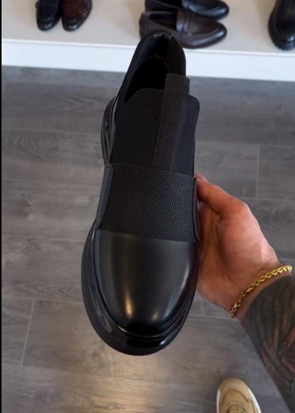 Men's Laceless Elastic Slip-On Casual Shoes