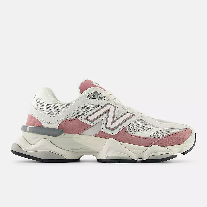 9060 Unisex Chunky Retro Sneakers