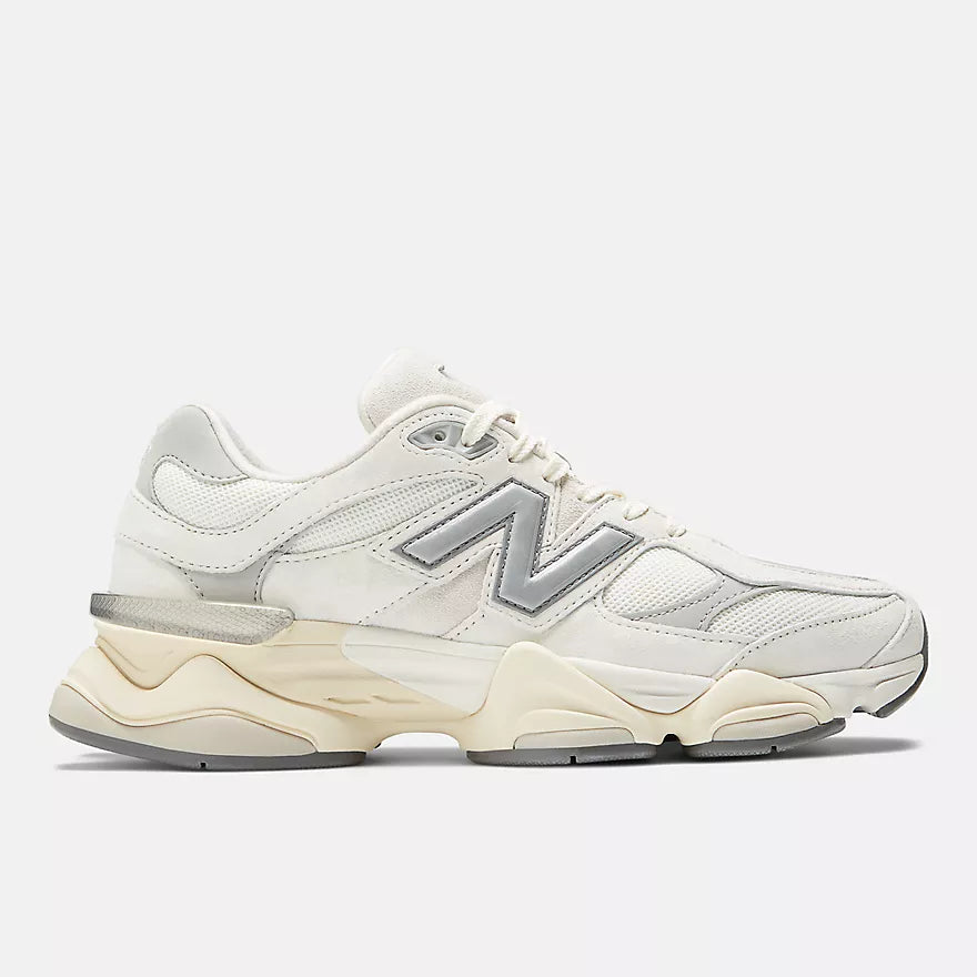 9060 Unisex Chunky Retro Sneakers